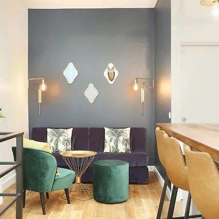 Apartment Rent A Room - Charon 3
