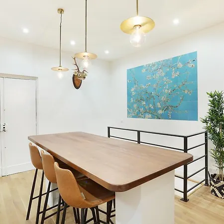 Rent A Room - Charon 3 *